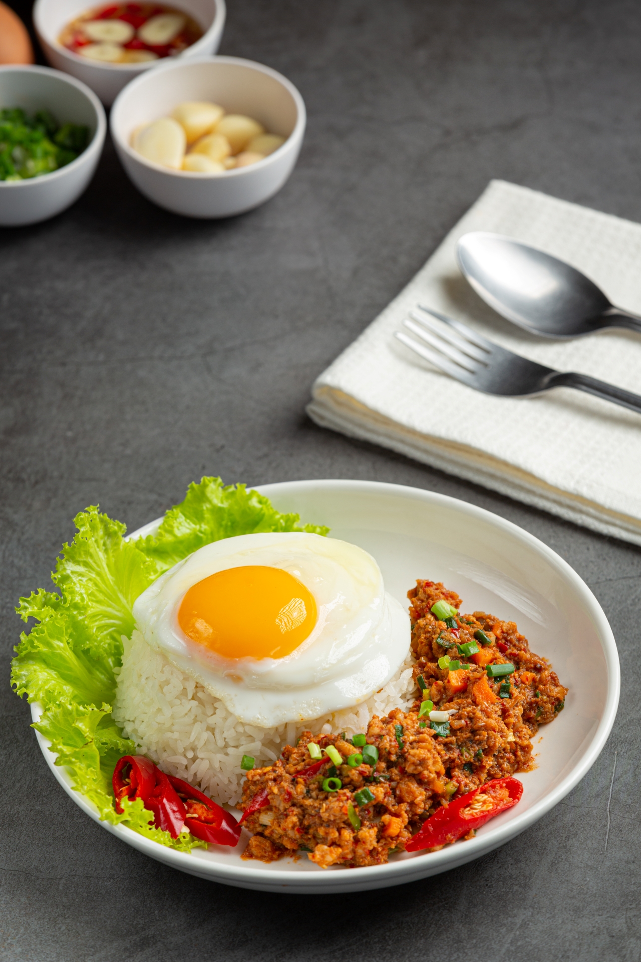 Tentang